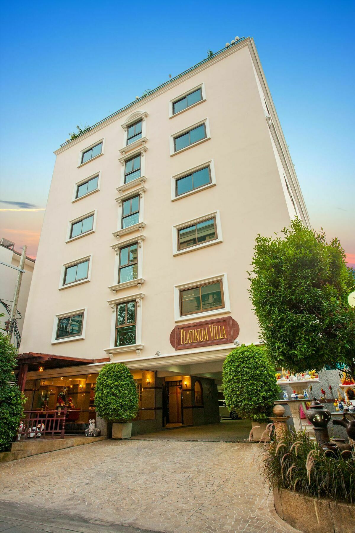 Platinum Villa Bangkok Exteriör bild