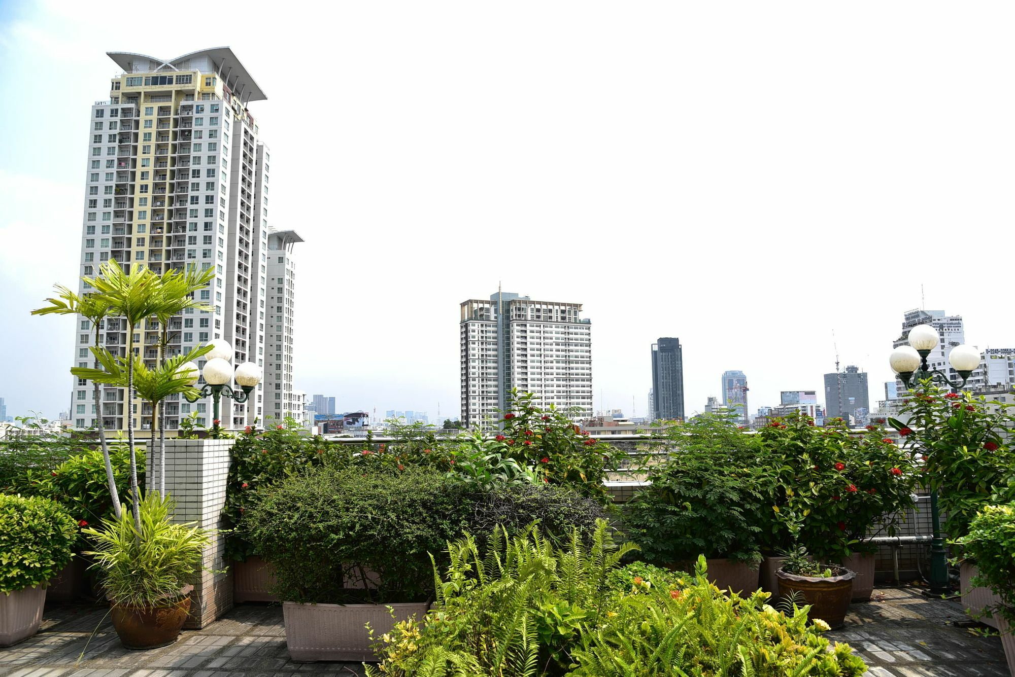 Platinum Villa Bangkok Exteriör bild